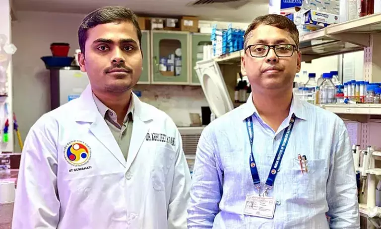 Assam: IIT गुवाहाटी ने पानी से ज़हरीला लेड हटाने का सस्ता, नैचुरल तरीका बनाया