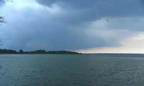 भारी मॉनसून के बावजूद Hyderabad में ग्राउंडवाटर गिरा, गर्मियों में कमी की चिंता बढ़ी भारी मॉनसून के बावजूद Hyderabad में ग्राउंडवाटर गिरा, गर्मियों में कमी की चिंता बढ़ी