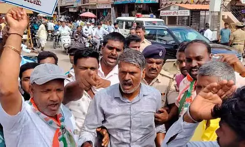 जी.एस. पाटिल को मंत्री पद देने की मांग: कार्यकर्ताओं ने डीजल डाला