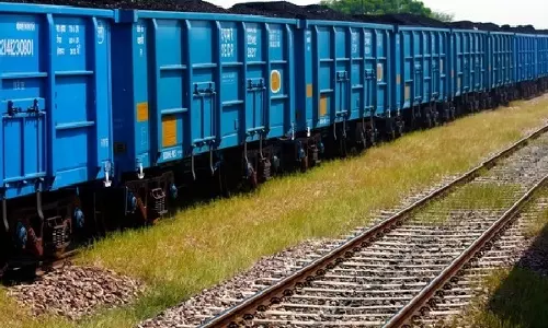 Indian Railways ने FY26 में अब तक 1 बिलियन टन माल ढुलाई का आंकड़ा पार कर लिया