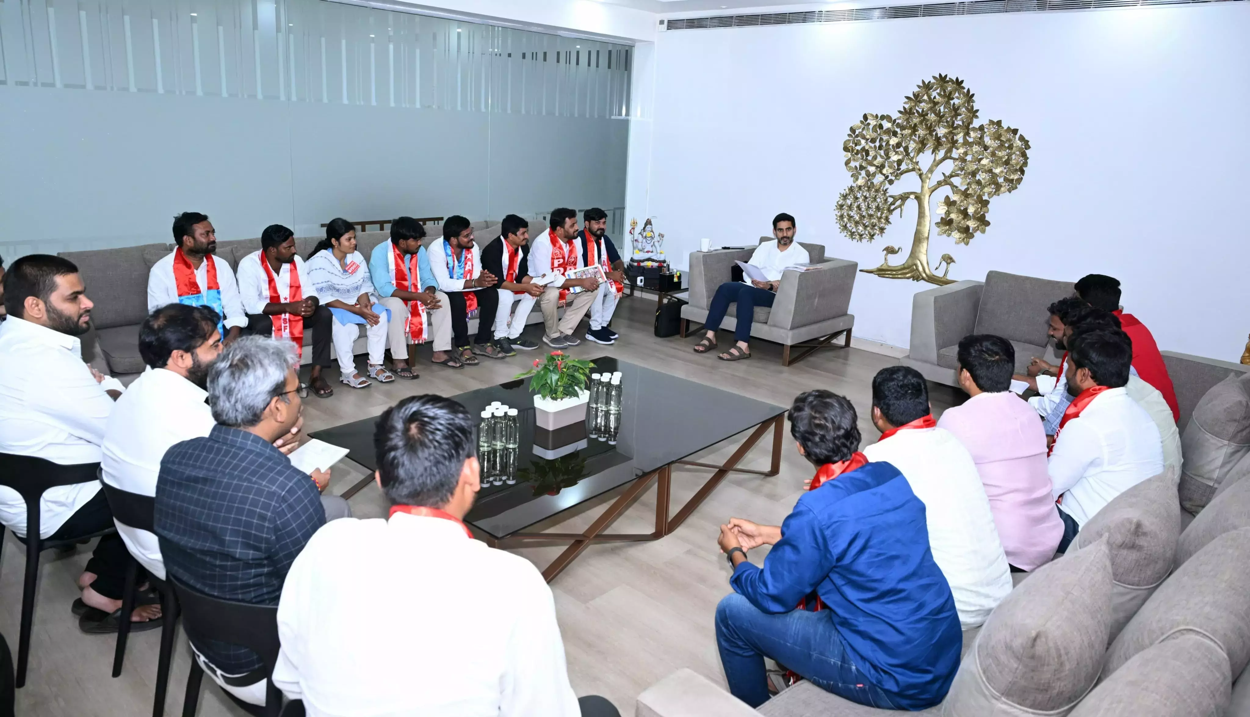 Andhra Pradesh :  लोकेश ने फीस रीइंबर्समेंट का बकाया चुकाने का वादा किया