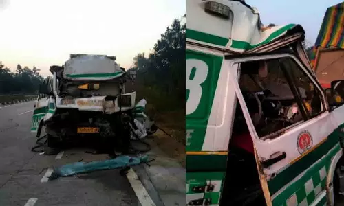 संबलपुर में NH-55 पर एम्बुलेंस के खड़े ट्रक से टकराने से एक की मौत