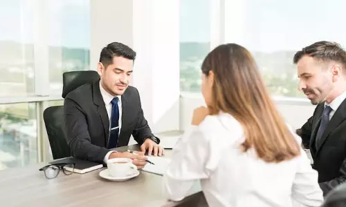 Gold loan या पर्सनल लोन: जानें कि आपके लिए कौन सा लोन ज़्यादा बेहतर है Gold loan या पर्सनल लोन: जानें कि आपके लिए कौन सा लोन ज़्यादा बेहतर है