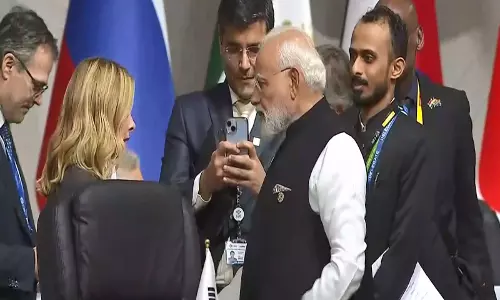 PM Modi ने जोहान्सबर्ग में जी20 से इतर इतालवी समकक्ष जियोर्जिया मेलोनी से मुलाकात की PM Modi ने जोहान्सबर्ग में जी20 से इतर इतालवी समकक्ष जियोर्जिया मेलोनी से मुलाकात की