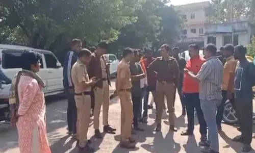 छात्र ने स्कूल की बिल्डिंग से कूदकर आत्महत्या कर ली