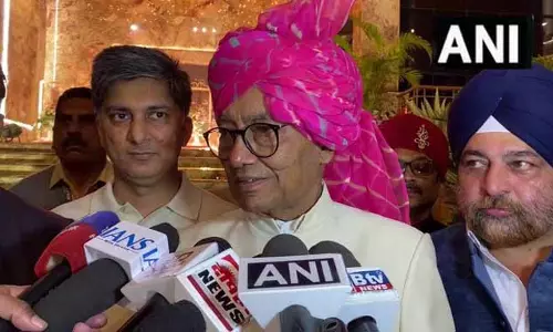 इंदौर में दिग्विजय सिंह का केंद्र पर हमला इंदौर में दिग्विजय सिंह का केंद्र पर हमला