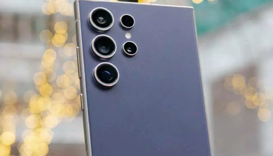 Galaxy S26 Ultra:खास प्राइवेसी फीचर, अब कोई नहीं देख पाएगा आपकी स्क्रीन Galaxy S26 Ultra:खास प्राइवेसी फीचर, अब कोई नहीं देख पाएगा आपकी स्क्रीन