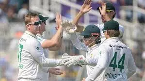 South Africa ने जीता टॉस, भारत की पहले गेंदबाजी South Africa ने जीता टॉस, भारत की पहले गेंदबाजी