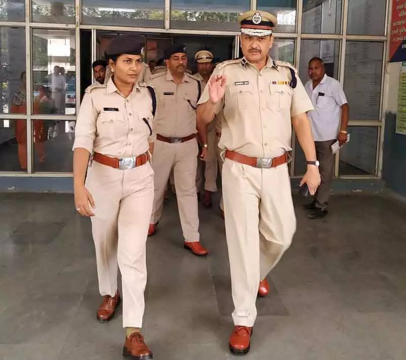 Rohtak 5 साल में 4,000 से ज़्यादा कैदियों को वोकेशनल ट्रेनिंग मिली: DGP (जेल) Rohtak 5 साल में 4,000 से ज़्यादा कैदियों को वोकेशनल ट्रेनिंग मिली: DGP (जेल)
