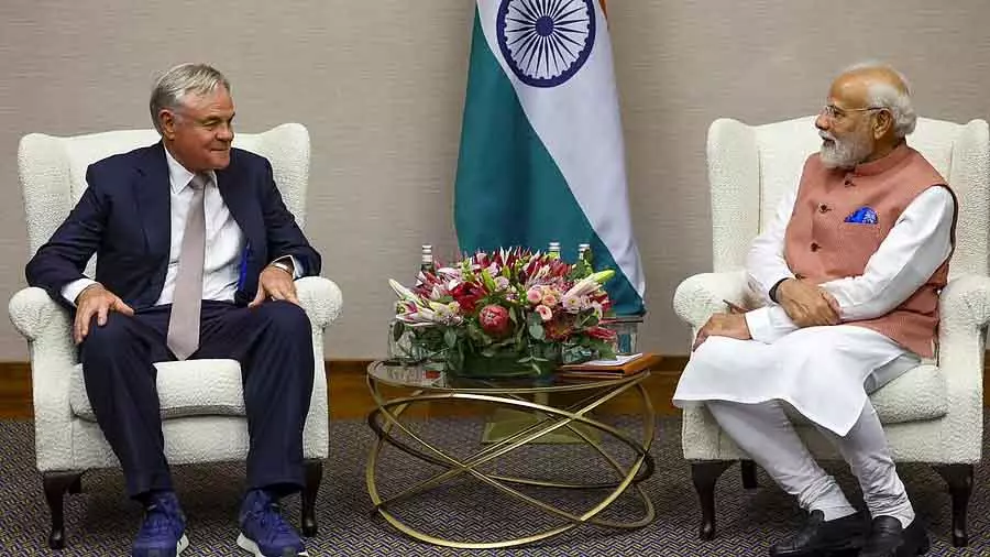 PM मोदी ने जोहान्सबर्ग में नैस्पर्स के चेयरमैन और CEO से मुलाकात की PM मोदी ने जोहान्सबर्ग में नैस्पर्स के चेयरमैन और CEO से मुलाकात की