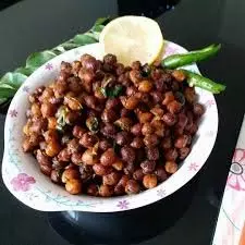 Dry Chana Masala Recipe: लंच में तैयार करें टेस्टी सूखा चना मसाला Dry Chana Masala Recipe: लंच में तैयार करें टेस्टी सूखा चना मसाला