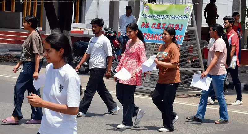 Chandigarh: CET परिणाम घोषित होने वाला, छात्रों में उत्सुकता Chandigarh: CET परिणाम घोषित होने वाला, छात्रों में उत्सुकता
