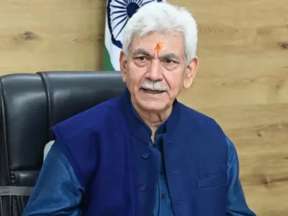 मनोज सिन्हा ने J&K में आर्म्ड फोर्सेज़ की तारीफ़ की, मेगा आई कैंप समाप्त मनोज सिन्हा ने J&K में आर्म्ड फोर्सेज़ की तारीफ़ की, मेगा आई कैंप समाप्त
