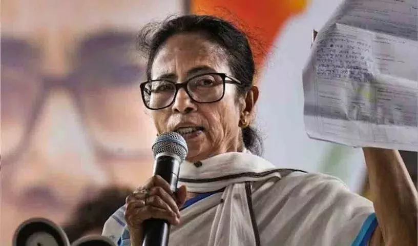 SIR कितने और लोगों को मरना होगा.. चुनाव अधिकारी की आत्महत्या पर बंगाल की सीएम ने कहा SIR कितने और लोगों को मरना होगा.. चुनाव अधिकारी की आत्महत्या पर बंगाल की सीएम ने कहा