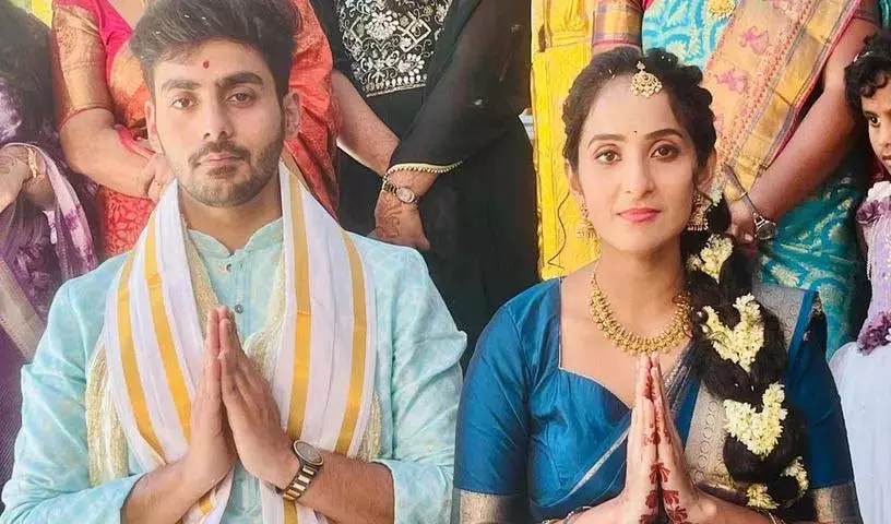 तिरुमनी श्री पूजा और आदित्य वर्मा की विजाग में Low-Key शादी तिरुमनी श्री पूजा और आदित्य वर्मा की विजाग में Low-Key शादी