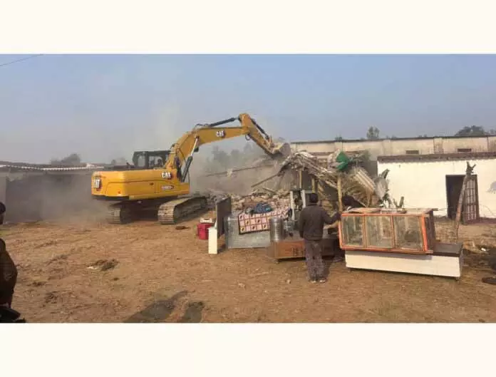JAMMU: 130 कनाल सरकारी ज़मीन वापस मिली JAMMU: 130 कनाल सरकारी ज़मीन वापस मिली