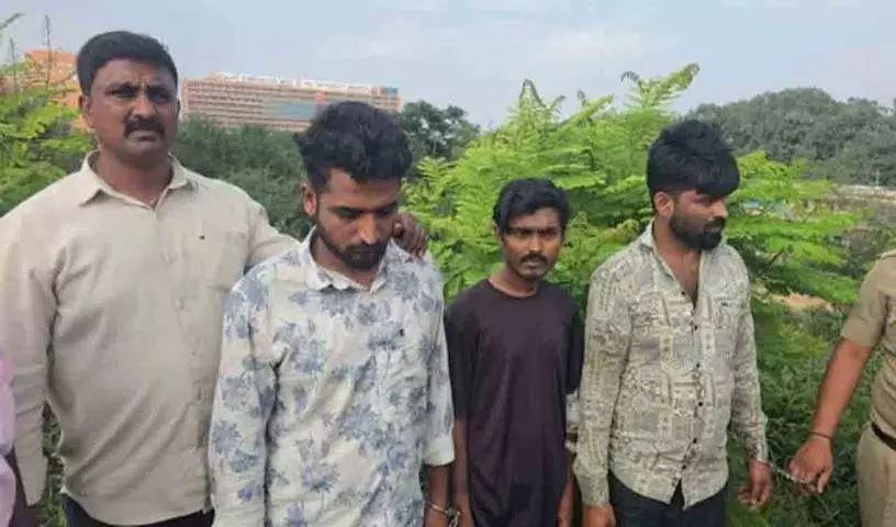 अपने छोटे भाई का criminal बर्ताव बर्दाश्त न कर पाने पर भाई ने उसे मार डाला अपने छोटे भाई का criminal बर्ताव बर्दाश्त न कर पाने पर भाई ने उसे मार डाला