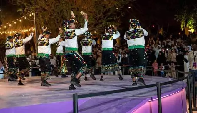 Riyadh में यमन कल्चर वीक शुरू, 80 कलाकारों के साथ ट्रेडिशनल लोक कला की झलक Riyadh में यमन कल्चर वीक शुरू, 80 कलाकारों के साथ ट्रेडिशनल लोक कला की झलक