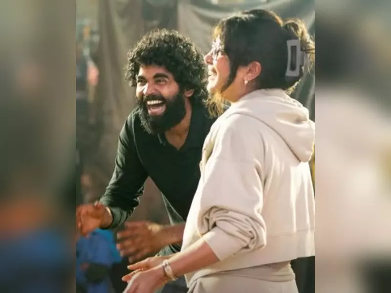 प्रियंका चोपड़ा ने SS कार्तिकेय को जन्मदिन की बधाई दी प्रियंका चोपड़ा ने SS कार्तिकेय को जन्मदिन की बधाई दी