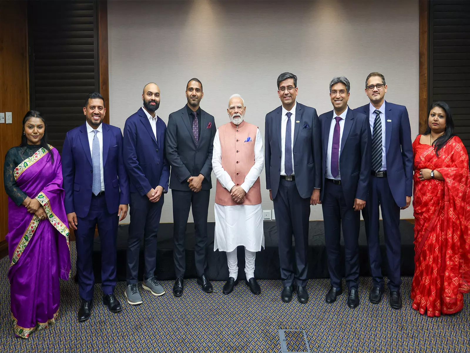 जोहान्सबर्ग में भारतीय तकनीकी उद्यमियों से मुलाकात, पीएम मोदी ने की सार्थक बातचीत जोहान्सबर्ग में भारतीय तकनीकी उद्यमियों से मुलाकात, पीएम मोदी ने की सार्थक बातचीत
