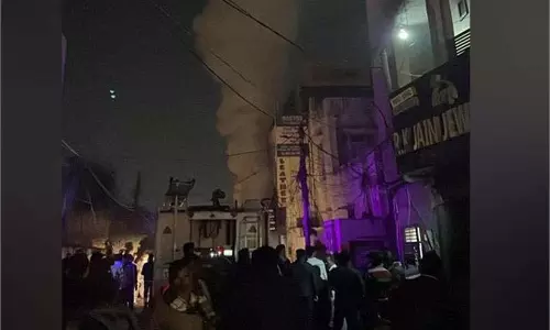 Ludhiana: दुकान में लगी भीषण आग, हर तरफ छाया धुएं का गुब्बार