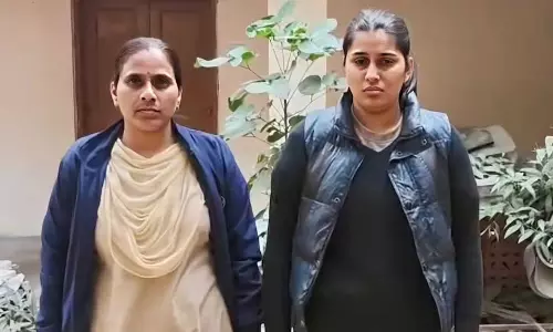 नर्स वारदात को अंजाम दे रही थी अपराधी प्रेमी संग मिलकर, पकड़ी गई