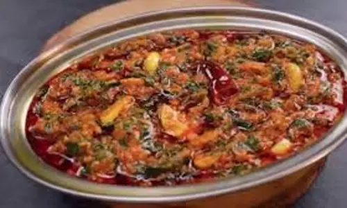 Lehsuni Methi Recipe: सर्दियों में सेहत के लिए औषधि है लहसुनी मेथी, ये रही रेसिपी Lehsuni Methi Recipe: सर्दियों में सेहत के लिए औषधि है लहसुनी मेथी, ये रही रेसिपी