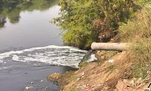 Panipat उद्योगपतियों पर ट्रैक्टर मालिकों के जरिए कचरा बहाने का आरोप, 27 पर केस