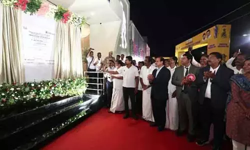 मदुरै इंटरनेशनल हॉकी स्टेडियम: Deputy CM ने उद्घाटन किया मदुरै इंटरनेशनल हॉकी स्टेडियम: Deputy CM ने उद्घाटन किया