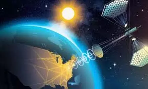 Space Exploration: अंतरिक्ष में 3 गुना तेजी से भाग रहा है सौरमंडल Space Exploration: अंतरिक्ष में 3 गुना तेजी से भाग रहा है सौरमंडल
