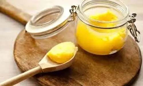 Ghee in Hindu rituals: जानिए हिंदू पूजा में घी का उपयोग क्यों किया जाता है Ghee in Hindu rituals: जानिए हिंदू पूजा में घी का उपयोग क्यों किया जाता है