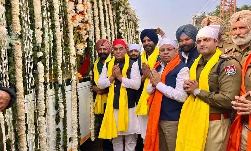 Phagwara शहर में हजारों भक्तों ने माथा टेका