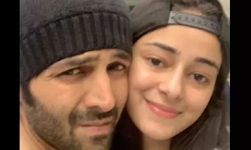 Ananya Panday का थ्रोबैक पोस्ट, कार्तिक आर्यन के साथ पुराने लम्हों को किया याद Ananya Panday का थ्रोबैक पोस्ट, कार्तिक आर्यन के साथ पुराने लम्हों को किया याद