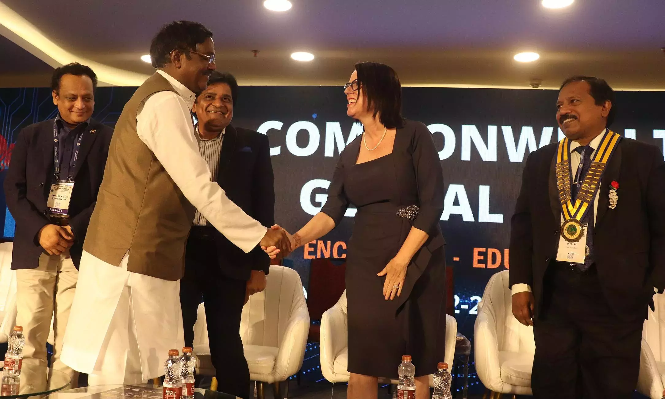 अमेरिका ने Hyderabad में ग्लोबल AI मिशन शुरू किया कॉन्सुलेट अधिकारी