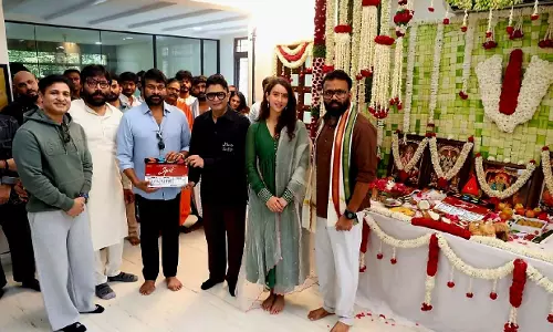 Prabhas -Triptii Dimri ने पूजा के बाद शुरू की ‘स्पिरिट’ फिल्म की शूटिंग Prabhas -Triptii Dimri ने पूजा के बाद शुरू की ‘स्पिरिट’ फिल्म की शूटिंग