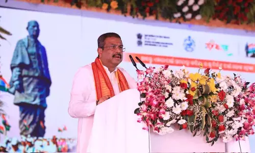 केंद्रीय मंत्री प्रधान ने NCBC प्रमुख से ओडिशा के 14 समुदायों को OBC सूची में शामिल करने का अनुरोध किया