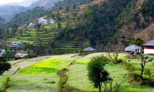 पालमपुर की 15 पंचायतों ने गांवों को TCP एक्ट के तहत लाने के कदम पर नाराजगी जताई पालमपुर की 15 पंचायतों ने गांवों को TCP एक्ट के तहत लाने के कदम पर नाराजगी जताई
