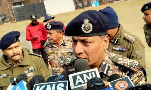 श्रीनगर में सुरक्षा के कड़े इंतज़ाम: CRPF के IG