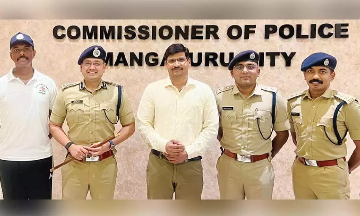 Telangana: टॉप कॉप ने साइबर क्राइम के खिलाफ नए ज़माने की जागरूकता शुरू की