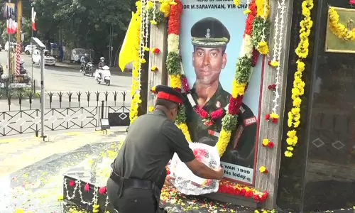 त्रिची में कारगिल नायक मेजर सरवनन को श्रद्धांजलि के साथ NCC दिवस मनाया गया त्रिची में कारगिल नायक मेजर सरवनन को श्रद्धांजलि के साथ NCC दिवस मनाया गया