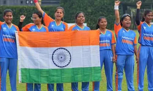 महिला दृष्टिबाधित टीम के टी20 विश्व कप जीतने पर ओडिशा के मुख्यमंत्री मोहन चरण मांझी ने दी बधाई महिला दृष्टिबाधित टीम के टी20 विश्व कप जीतने पर ओडिशा के मुख्यमंत्री मोहन चरण मांझी ने दी बधाई