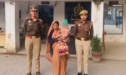 माँ ने बची को फेका यमुना में, तलाश जारी माँ ने बची को फेका यमुना में, तलाश जारी