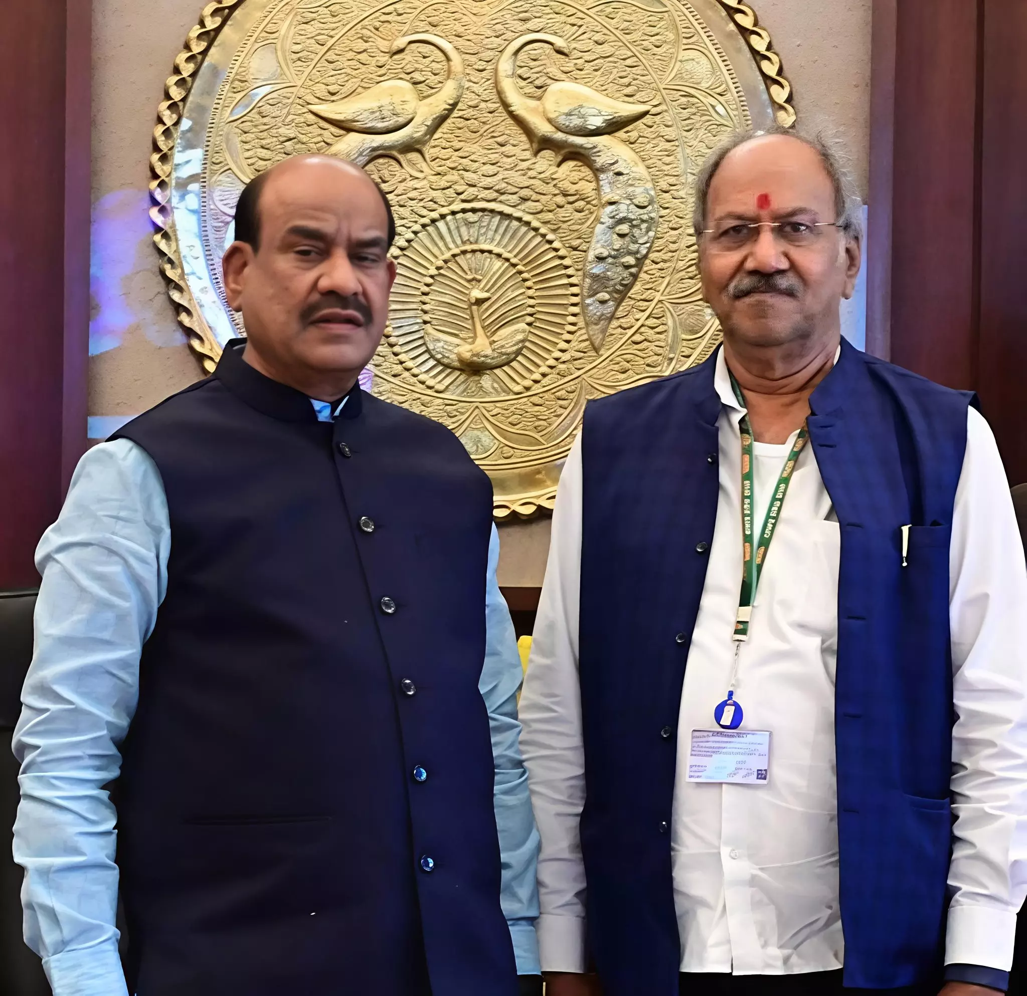 MP बृजमोहन अग्रवाल ने लोकसभा अध्यक्ष ओम बिरला को जन्मदिन की बधाई दी MP बृजमोहन अग्रवाल ने लोकसभा अध्यक्ष ओम बिरला को जन्मदिन की बधाई दी