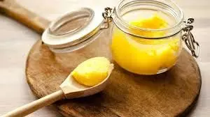 Ghee in Hindu rituals: जानिए हिंदू पूजा में घी का उपयोग क्यों किया जाता है Ghee in Hindu rituals: जानिए हिंदू पूजा में घी का उपयोग क्यों किया जाता है