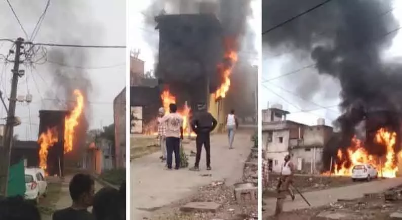 MP : जबलपुर में हीटर में आग लगने के बाद घर में गैस सिलेंडर फटा MP : जबलपुर में हीटर में आग लगने के बाद घर में गैस सिलेंडर फटा