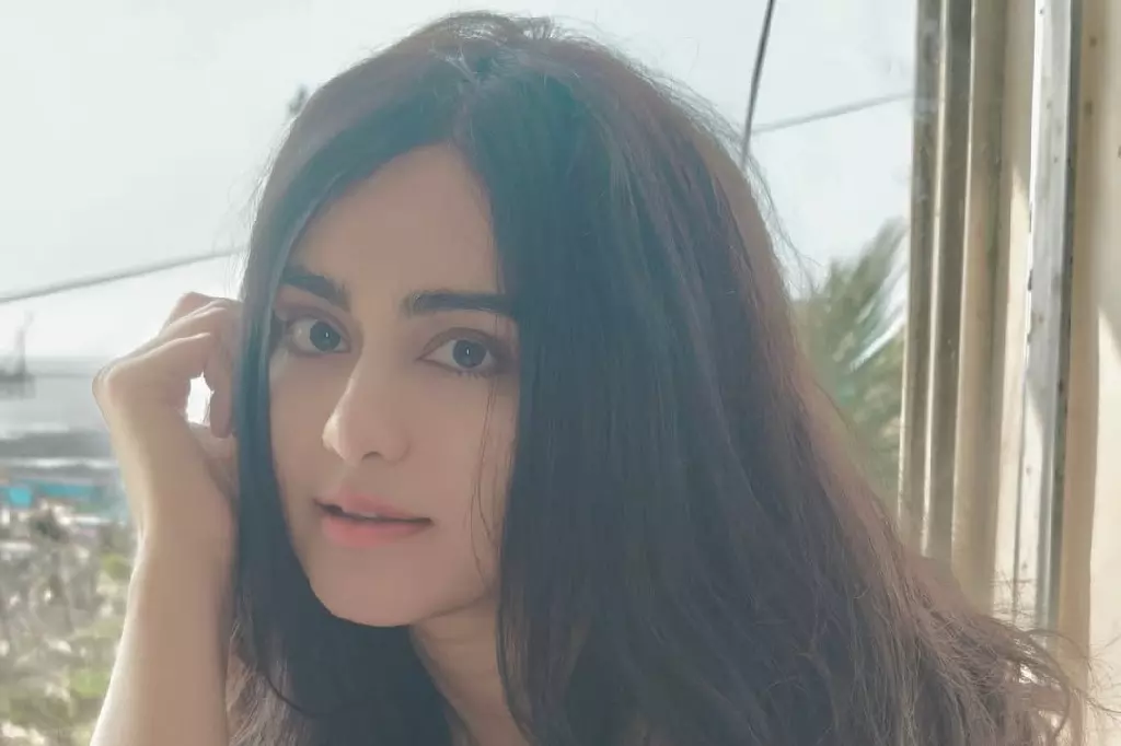Adah Sharma की प्यारी दादी का निधन हो गया Adah Sharma की प्यारी दादी का निधन हो गया