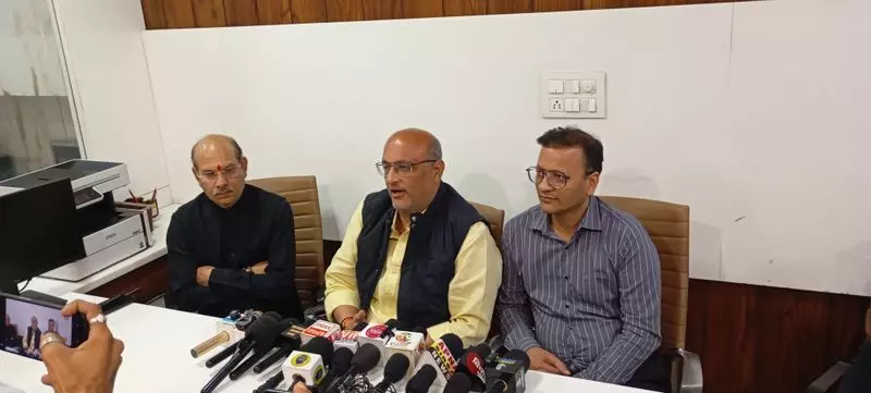 Sirsa क्लब चुनाव प्रक्रिया विवादों में: पदाधिकारी हाईकोर्ट पहुंचे Sirsa क्लब चुनाव प्रक्रिया विवादों में: पदाधिकारी हाईकोर्ट पहुंचे