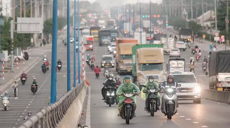 Vietnam में बाढ़ से मरने वालों की संख्या 90 हुई, सेंट्रल इलाके में भारी नुकसान Vietnam में बाढ़ से मरने वालों की संख्या 90 हुई, सेंट्रल इलाके में भारी नुकसान