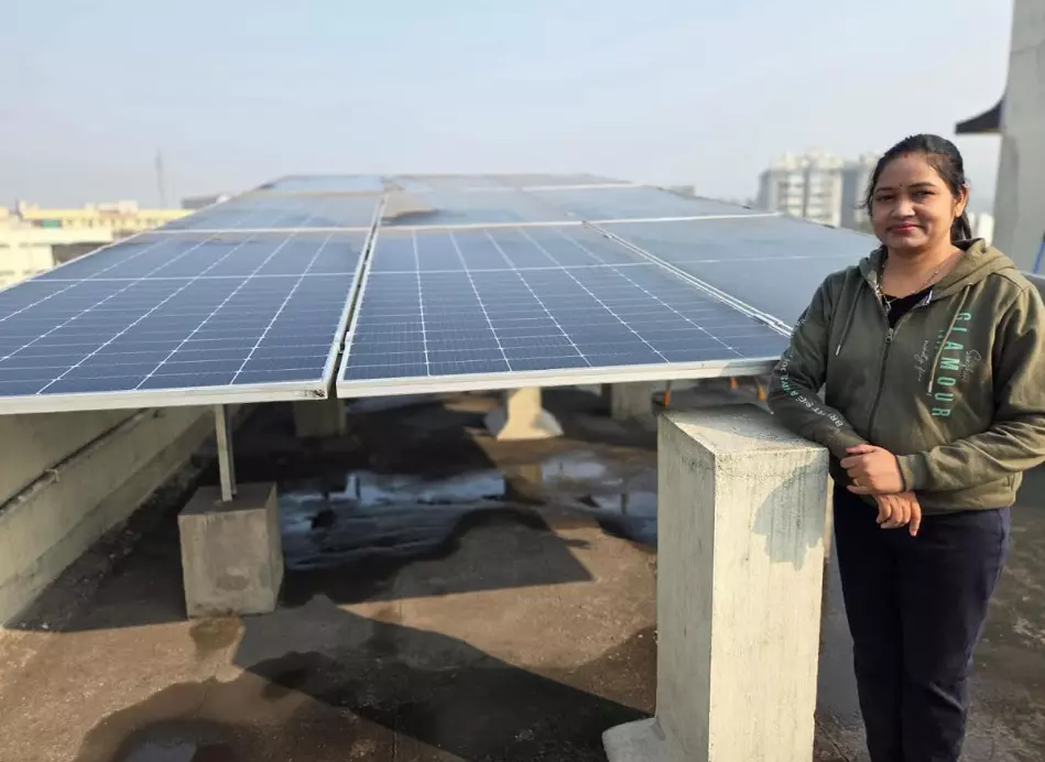 प्रधानमंत्री सूर्य घर मुफ्त बिजली योजना से बदल रही जिंदगी प्रधानमंत्री सूर्य घर मुफ्त बिजली योजना से बदल रही जिंदगी