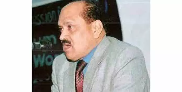SRINAGAR: वकील ने बिजली दरों में 20% बढ़ोतरी को लेकर सरकार की आलोचना की SRINAGAR: वकील ने बिजली दरों में 20% बढ़ोतरी को लेकर सरकार की आलोचना की